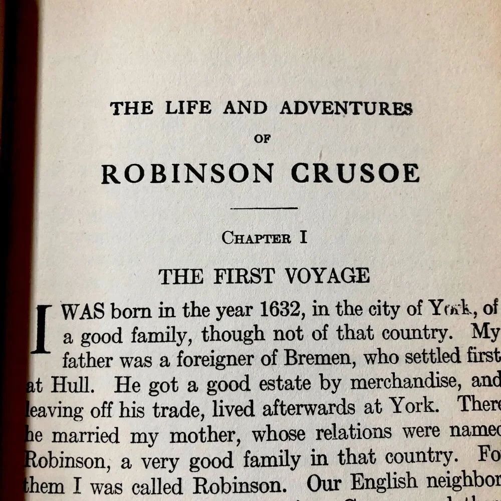 Antique 1925 “Robinson Crusoe” Hardcover Book
